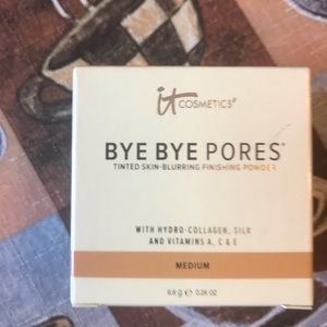 IT Cosmetics- Bye Bye Pores tinted powder.